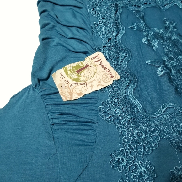 NWT One World Teal Lace Appliqué Top 1X Boho Cottagecore Ruched Butterfly Sleeve - Picture 10 of 11